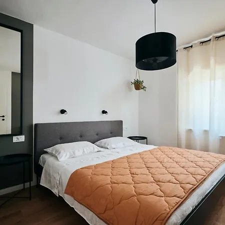 Apartmani Erik Umag Buitenkant foto
